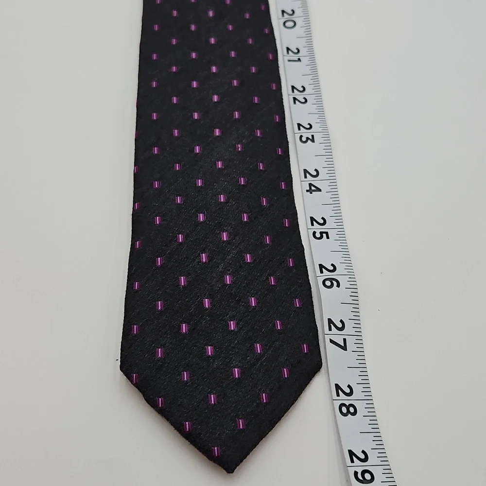 Van Heusen Classic Black And Purple  Tie New